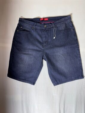HUGO Men's Navy Blue Denim Shorts size 34